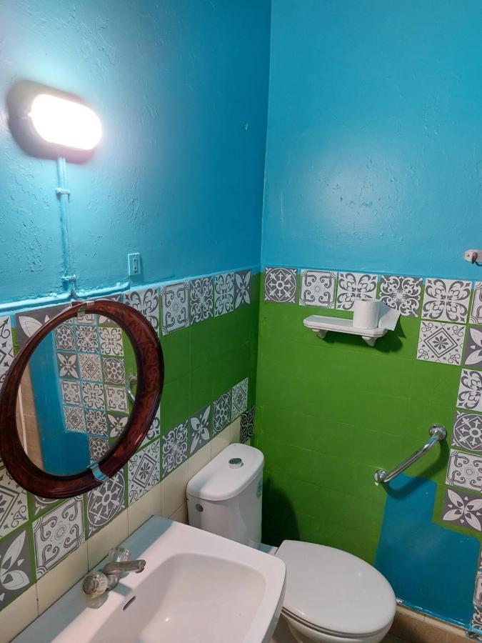 The Green Hostel ポワンタピートル エクステリア 写真